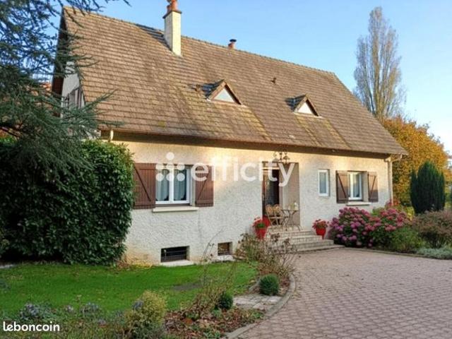 Maison 6 pièces 183 m²