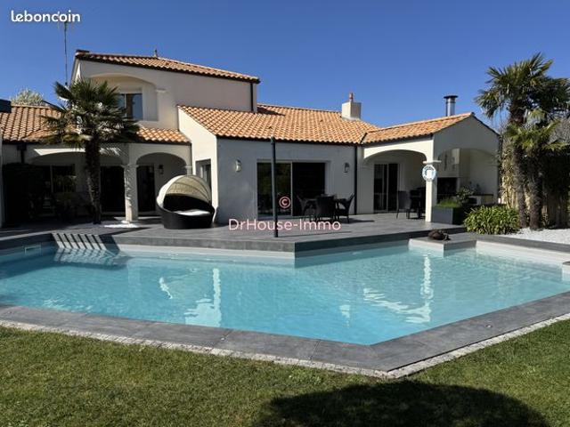 Maison 6 pièces 183 m²