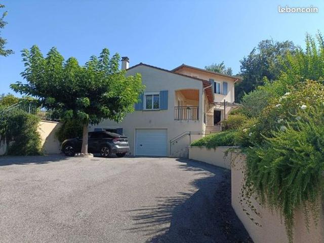 Maison 6 pièces 183 m²