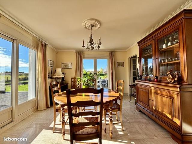 Maison 6 pièces 183 m²
