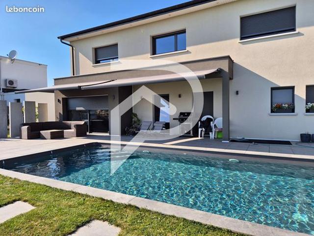 Maison 6 pièces 183 m²