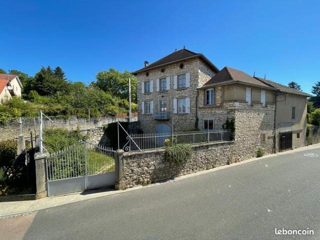 Maison 6 pièces 183 m²