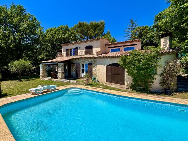 Maison 6 pièces 183 m²