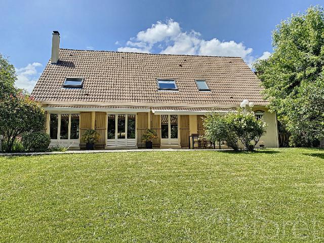 Maison 6 pièces 183 m²