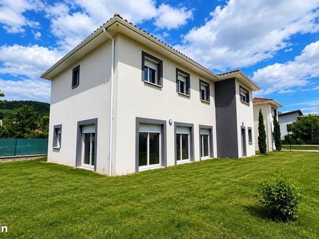 Maison 6 pièces 183 m²