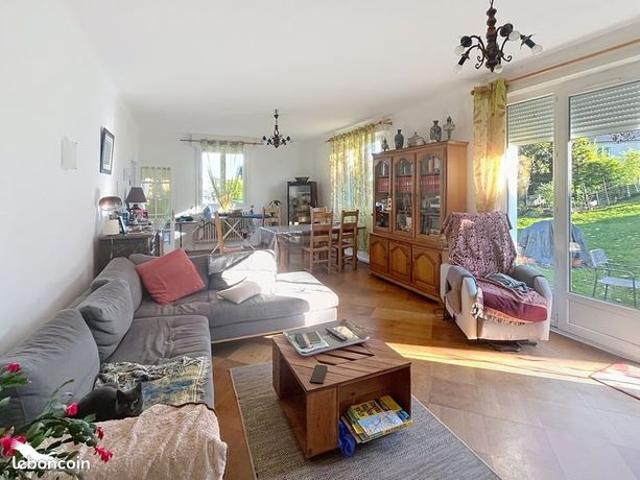 Maison 6 pièces 183 m²
