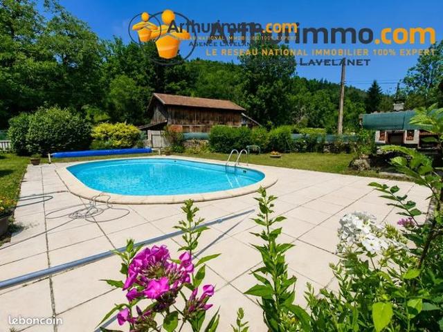Maison 6 pièces 183 m²
