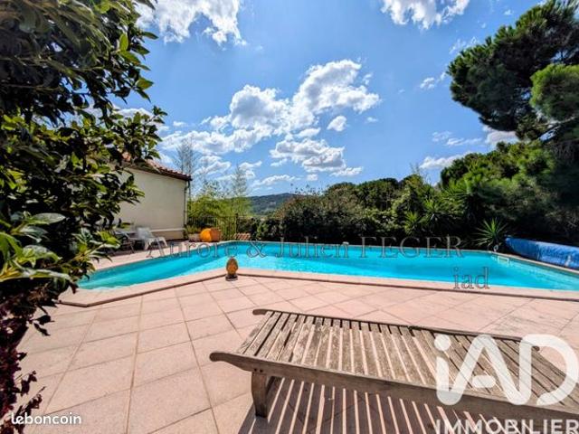 Maison 6 pièces 194 m²