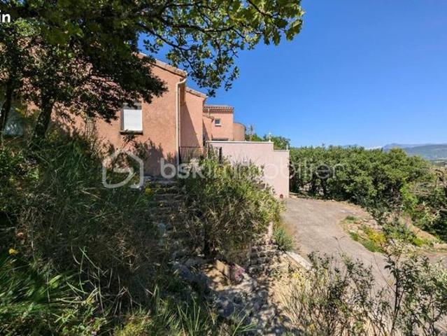 Maison 6 pièces 194 m²