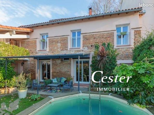 Maison 6 pièces 194 m²
