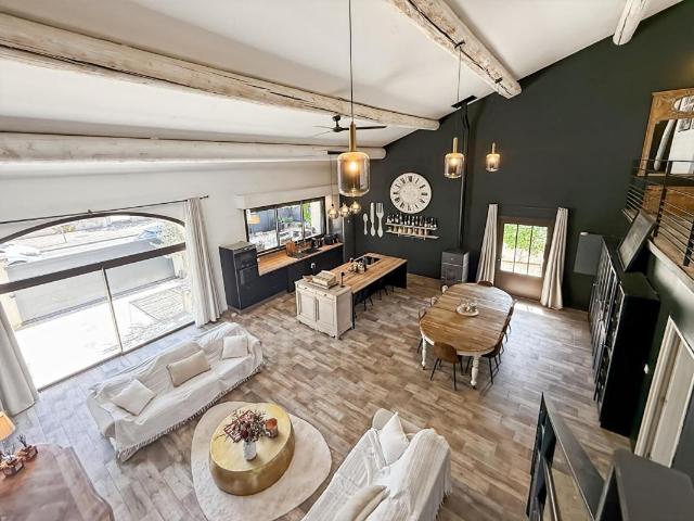 Maison 6 pièces 194 m²