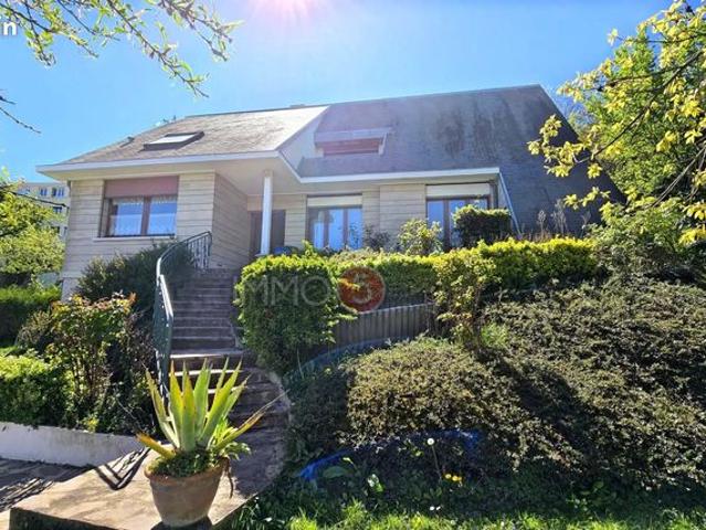 Maison 6 pièces 194 m²