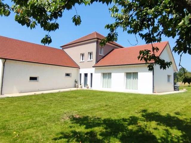 Maison 6 pièces 194 m²