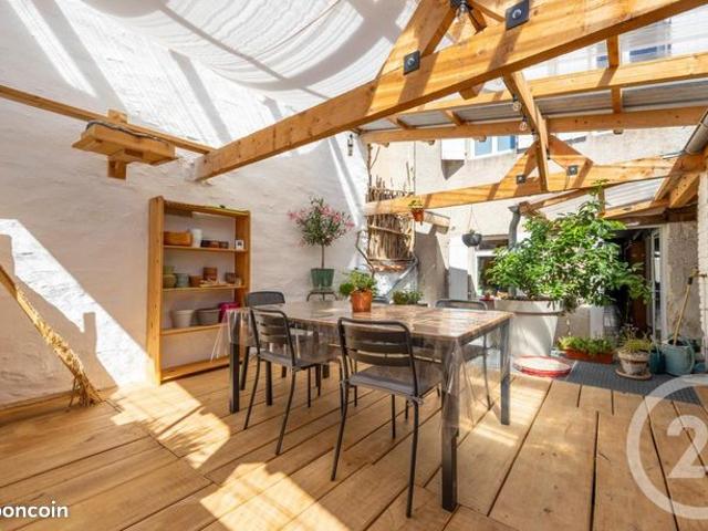 Maison 6 pièces 194 m²