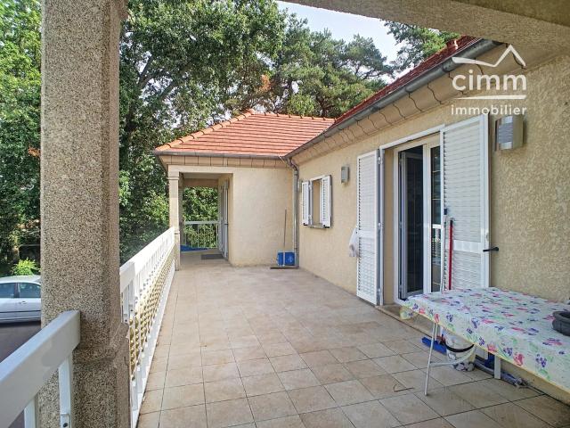 Maison 6 pièces 194 m²