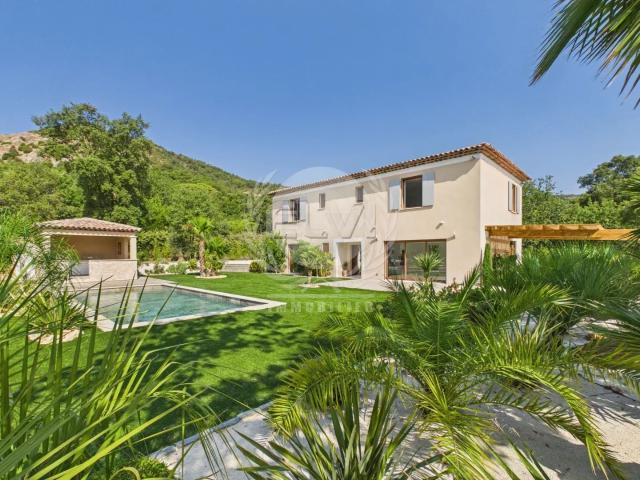 Maison 6 pièces 194 m²