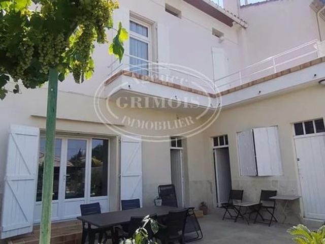 Maison 6 pièces 194 m²