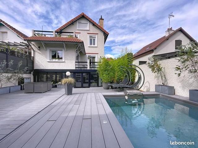 Maison 6 pièces 194 m²