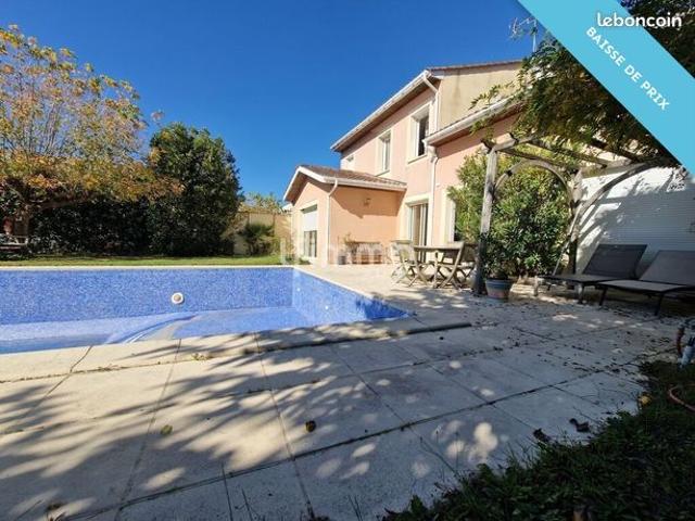 Maison 7 pièces 194 m²