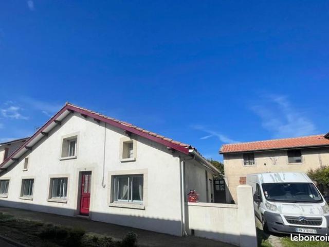 Maison 6 pièces 195 m²