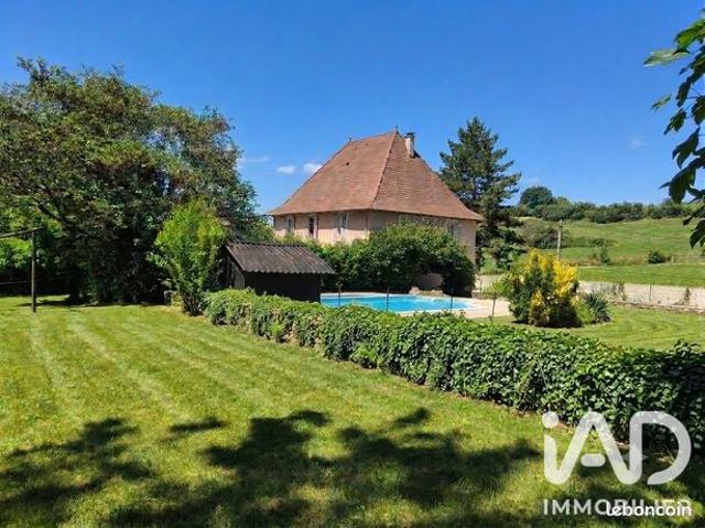 Maison 6 pièces 195 m²