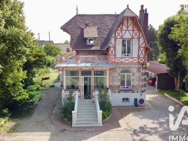 Maison 6 pièces 195 m²