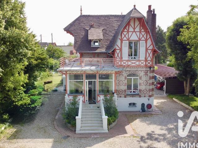 Maison 6 pièces 195 m²