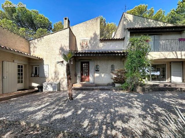 Maison 6 pièces 195 m²