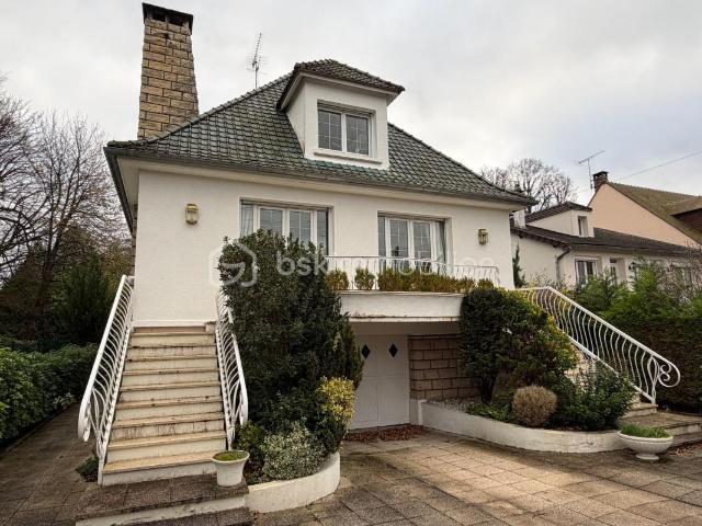 Maison 6 pièces 195 m²