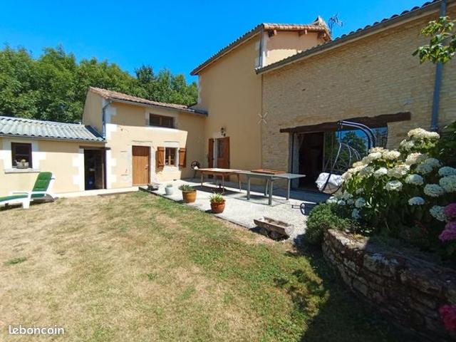 Maison 6 pièces 195 m²