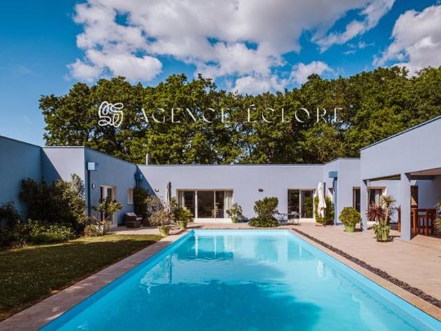 Maison 6 pièces 195 m²