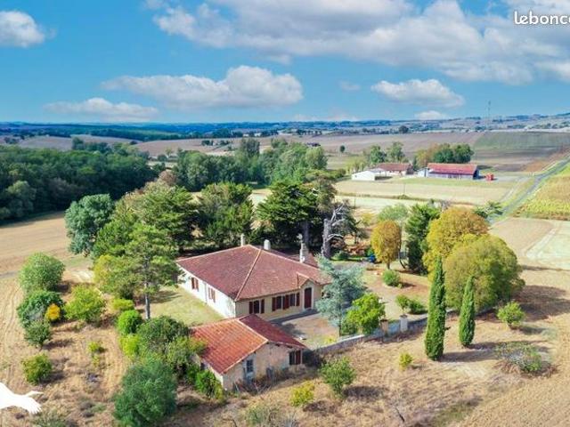 Maison 6 pièces 195 m²