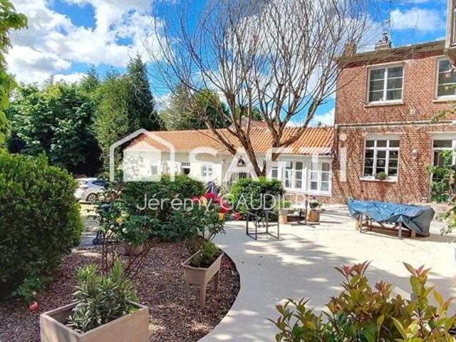 Maison 6 pièces 195 m²