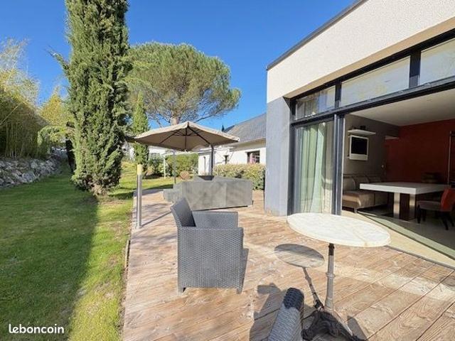 Maison 6 pièces 195 m²