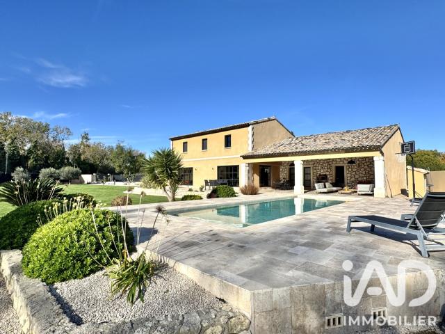 Maison 6 pièces 195 m²