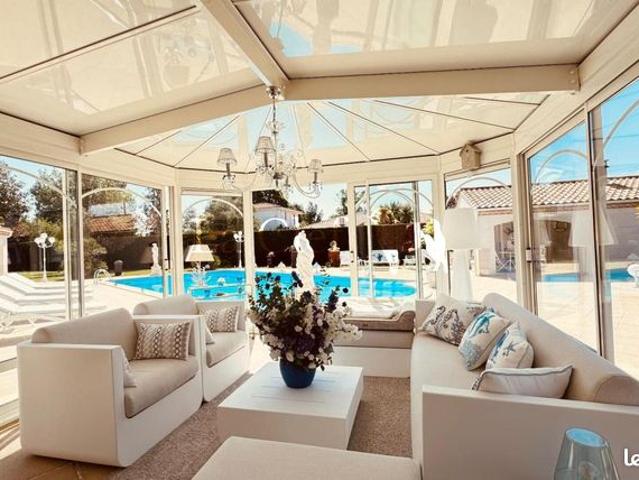 Maison 6 pièces 195 m²