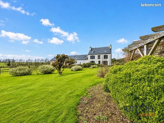 Maison 6 pièces 195 m²
