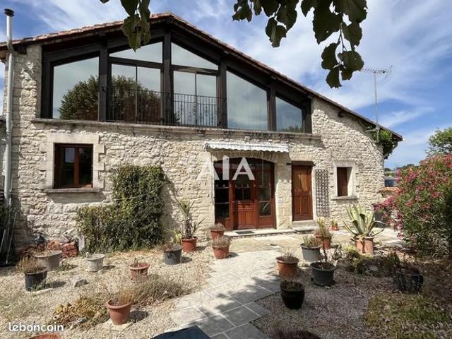 Maison 6 pièces 195 m²