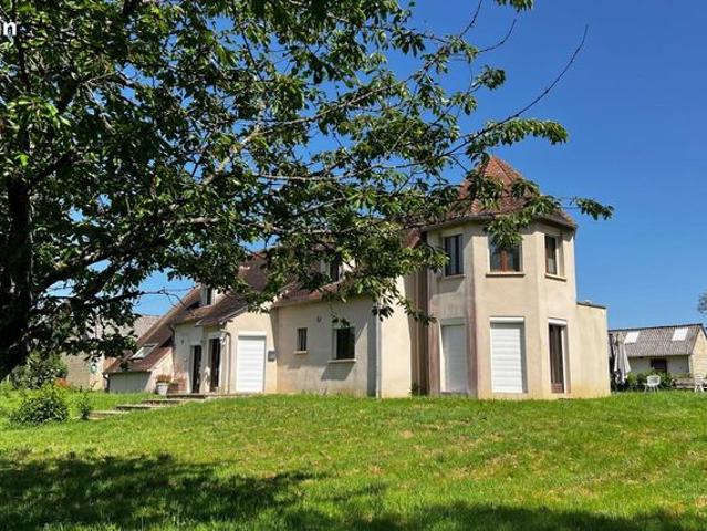 Maison 6 pièces 195 m²