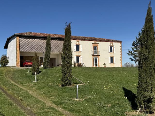 Maison 6 pièces 195 m²