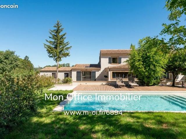 Maison 6 pièces 195 m²