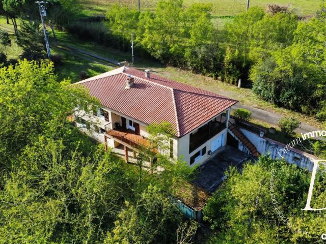 Maison 6 pièces 195 m²