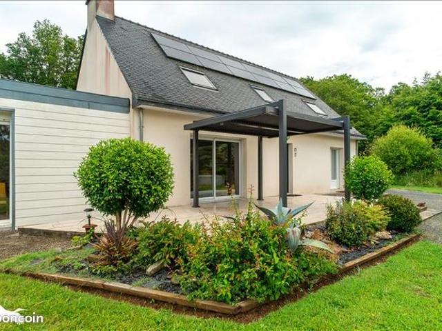 Maison 6 pièces 196 m²