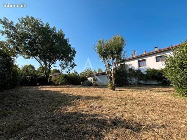 Maison 6 pièces 196 m²