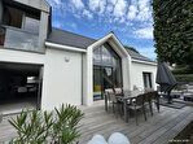 Maison 6 pièces 196 m²