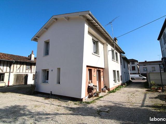 Maison 6 pièces 196 m²