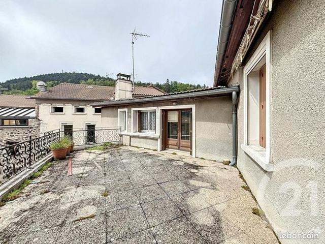 Maison 6 pièces 196 m²