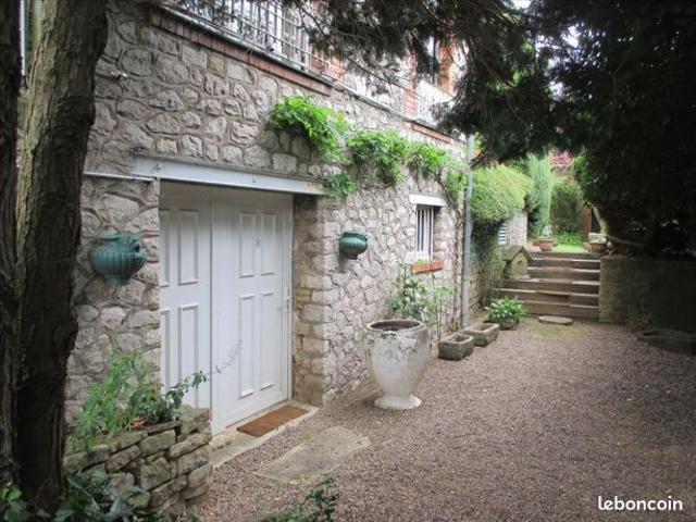 Maison 6 pièces 196 m²