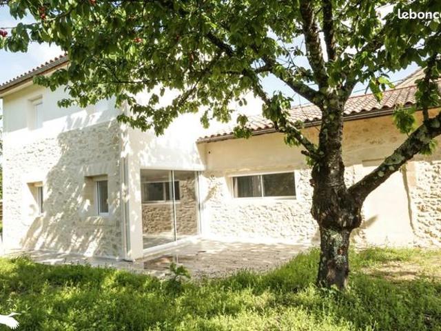 Maison 6 pièces 196 m²