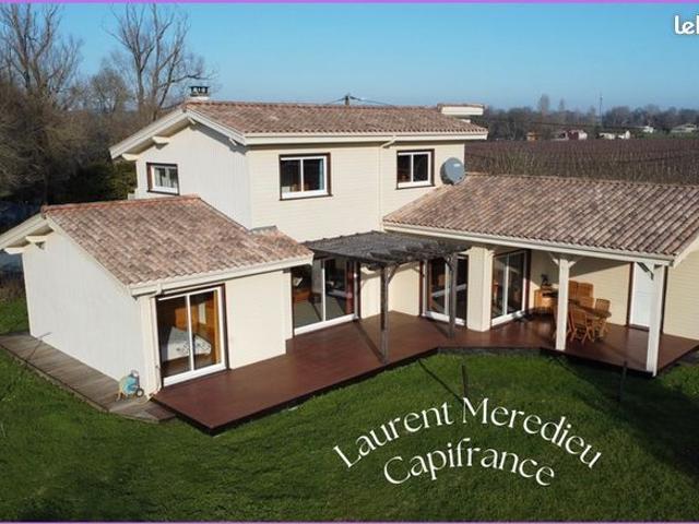 Maison 6 pièces 196 m²
